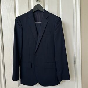 J. Crew Ludlow dark navy suit 36s 29x30 in perfect condition!